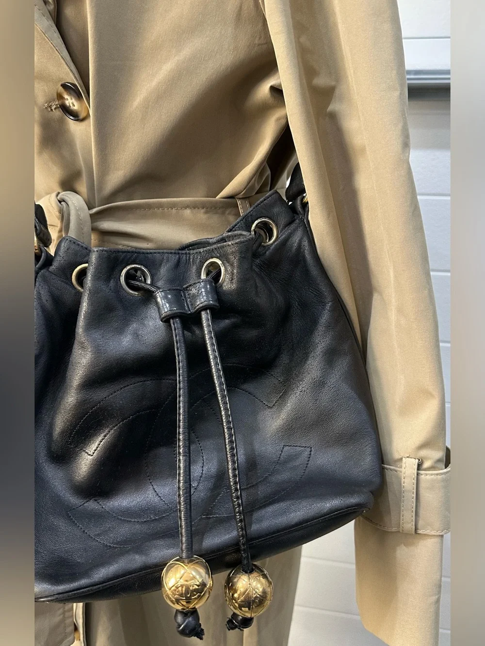 Chanel Vintage Coco Chain Black Leather Shoulder Bucket Bag Authentic